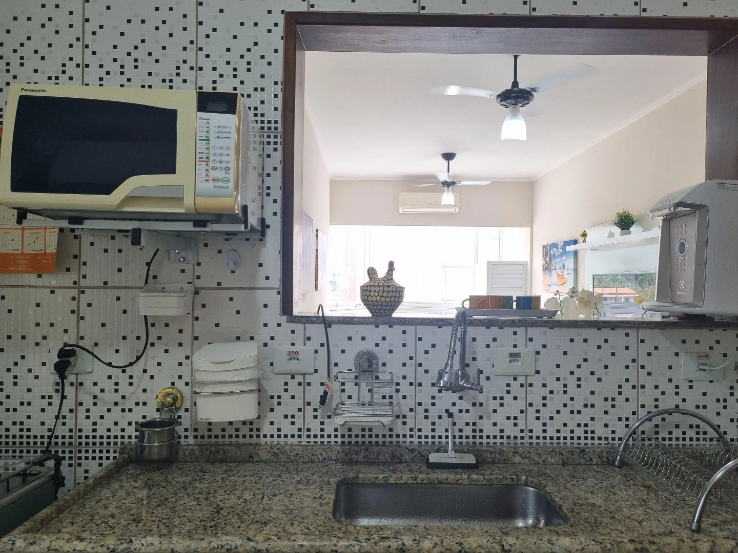 Apto em frente à praia em Caraguatatuba