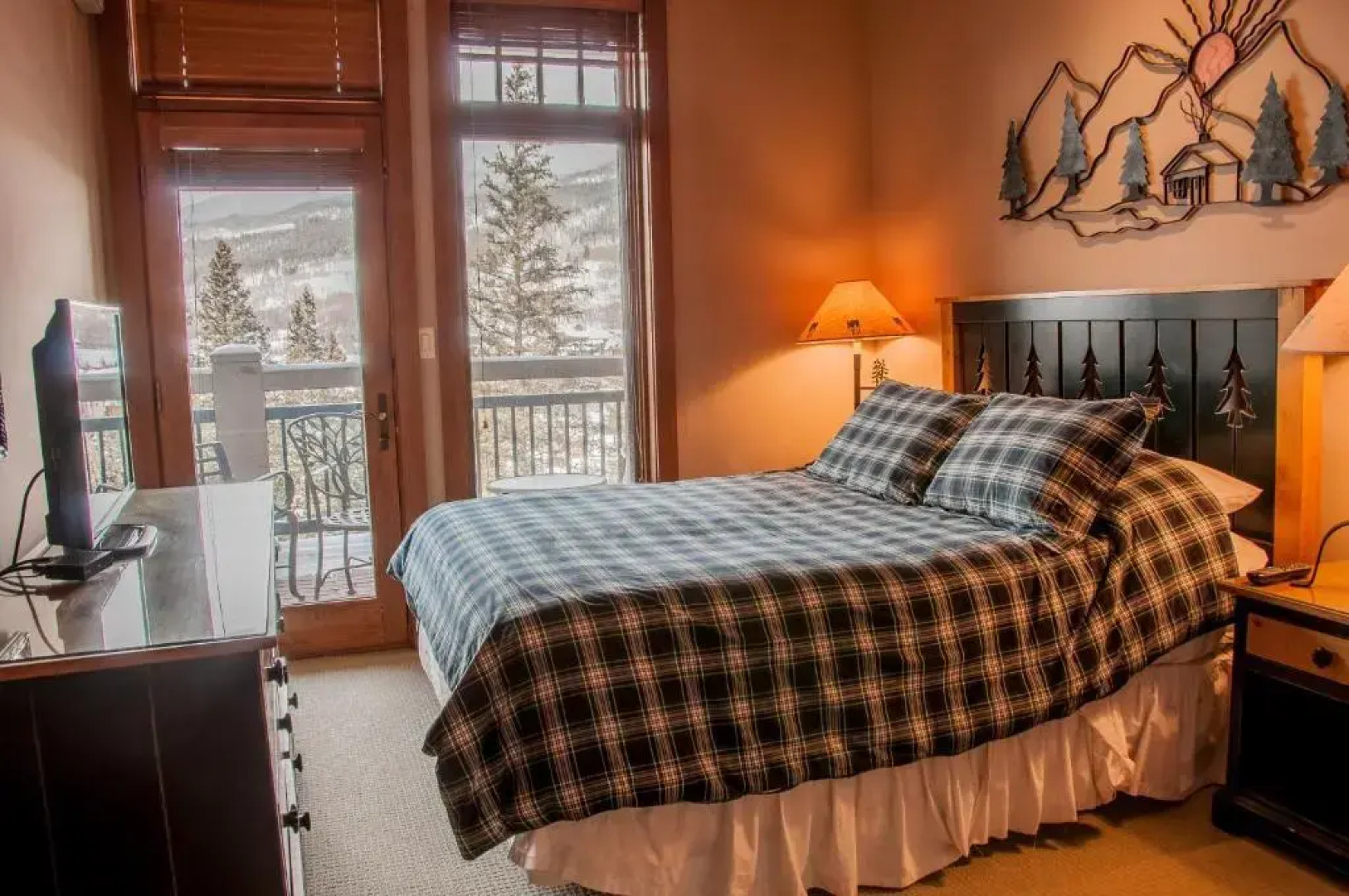 Timbers and Lone Eagle by Keystone Resort