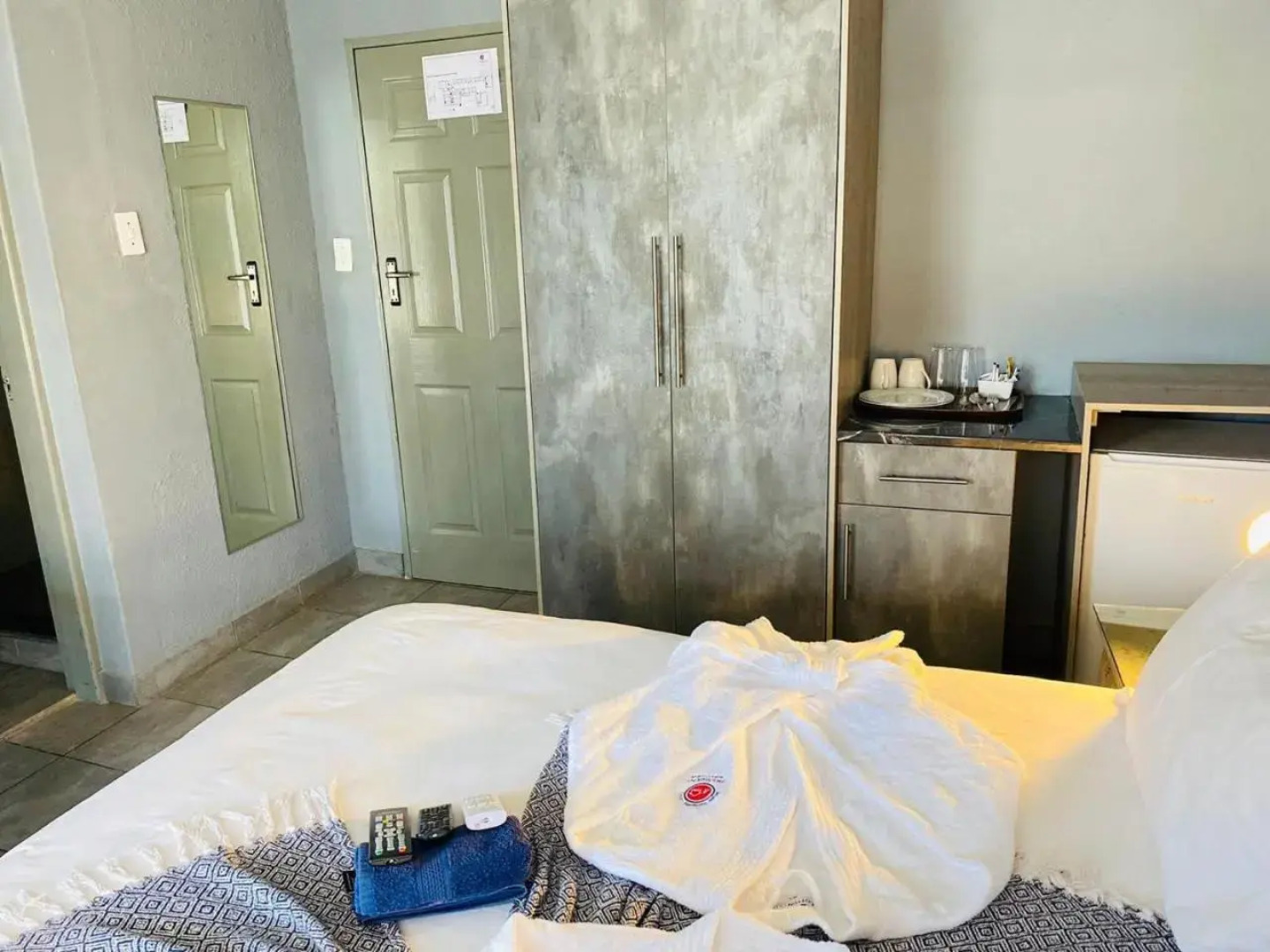 President Guest Lodge