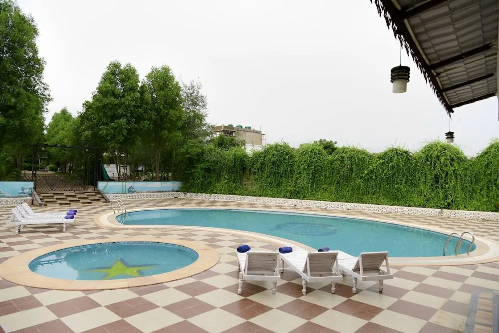 Tadoba Wildlife Resort