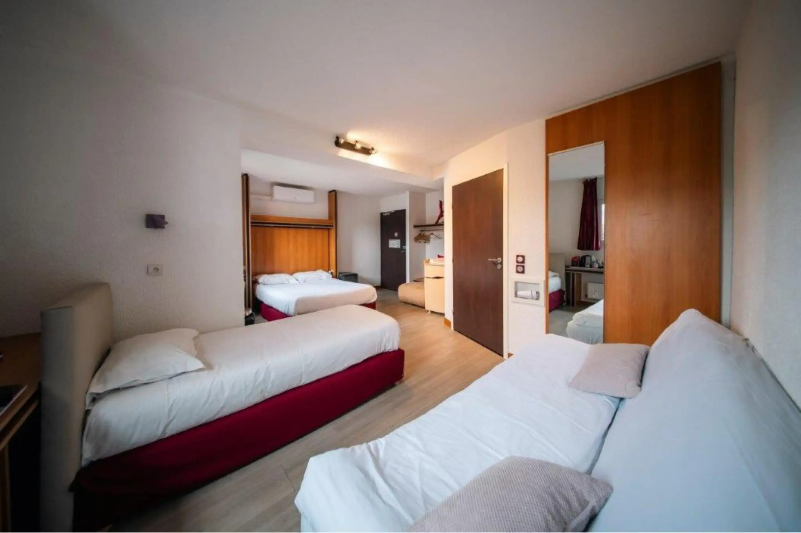 Brit Hotel La Bonne Etape