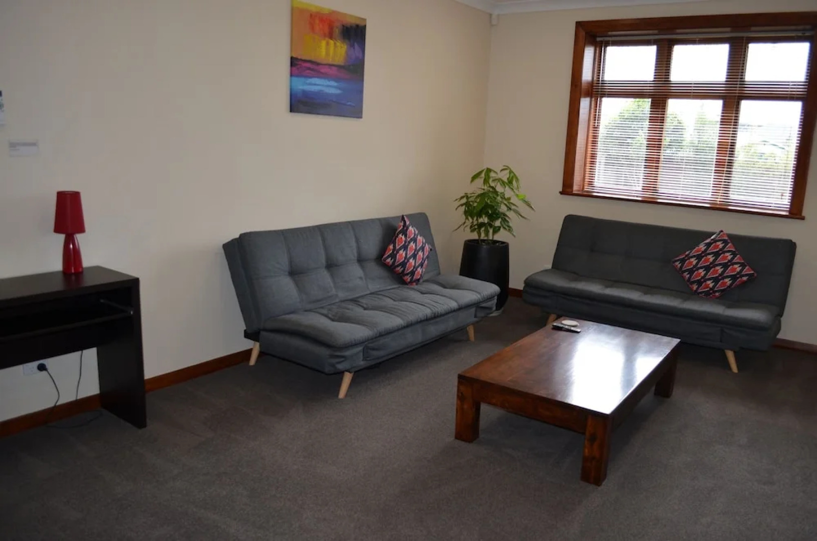 Villa 185- Central Masterton