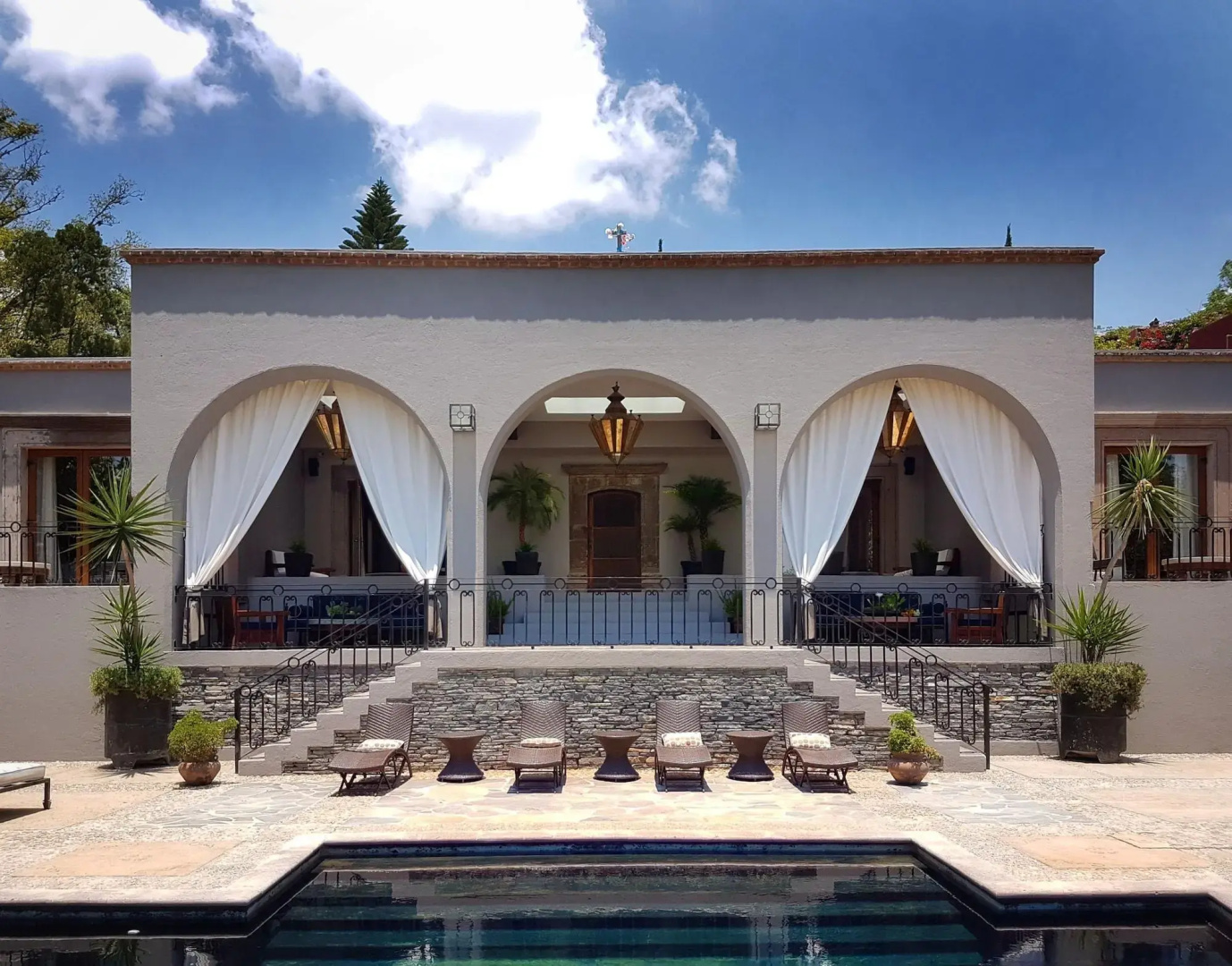 Casa Cien