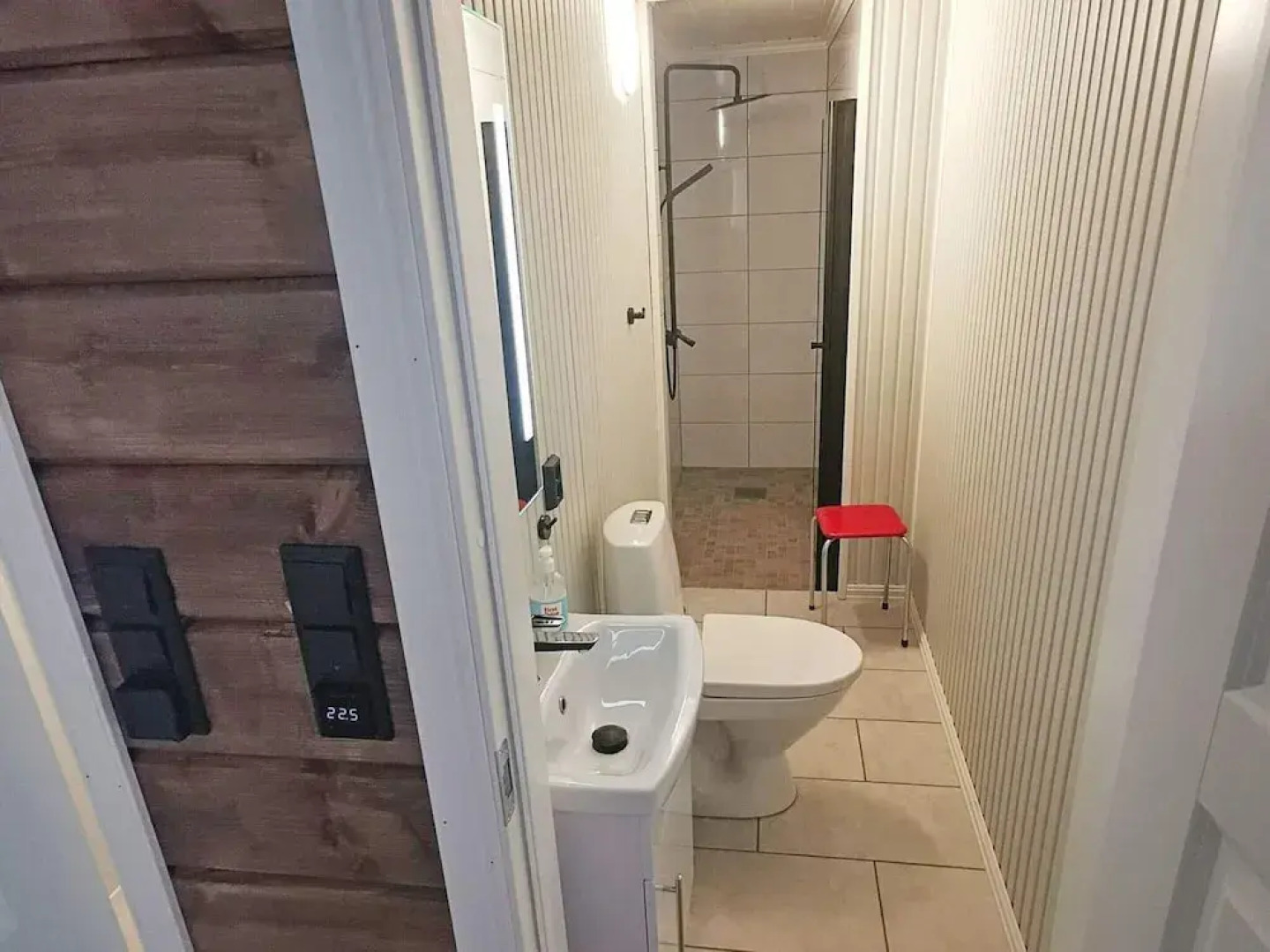 18 Person Holiday Home in Sauda