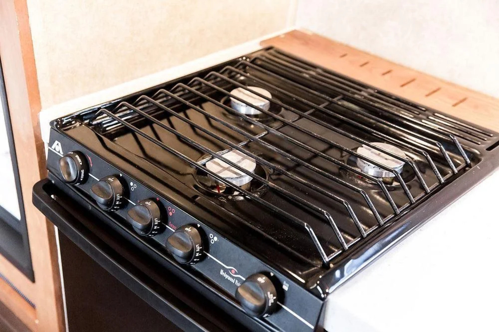 Milmo Redskirt Camping Resort Caravan Park