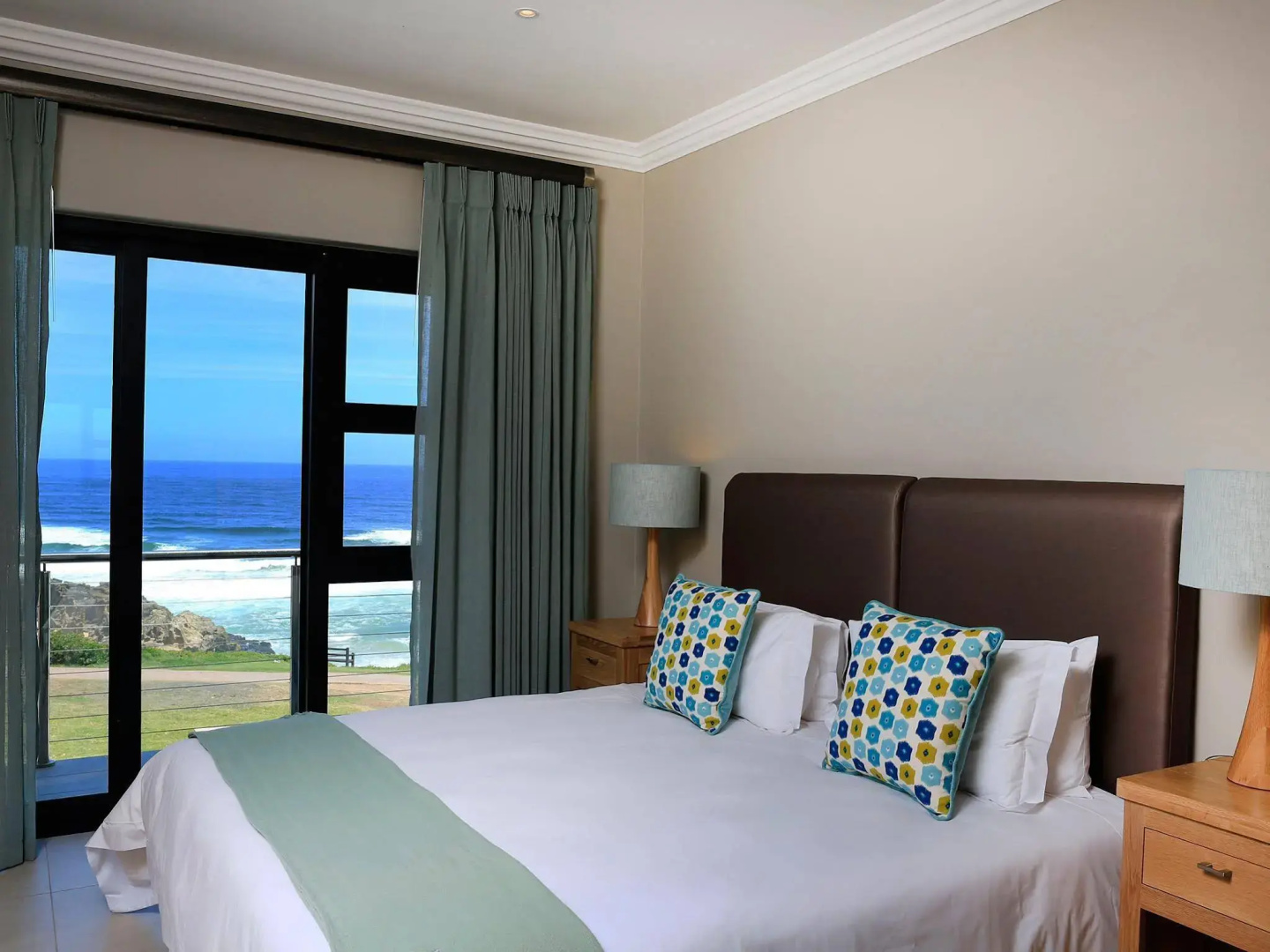 Brenton Haven Beachfront Resort