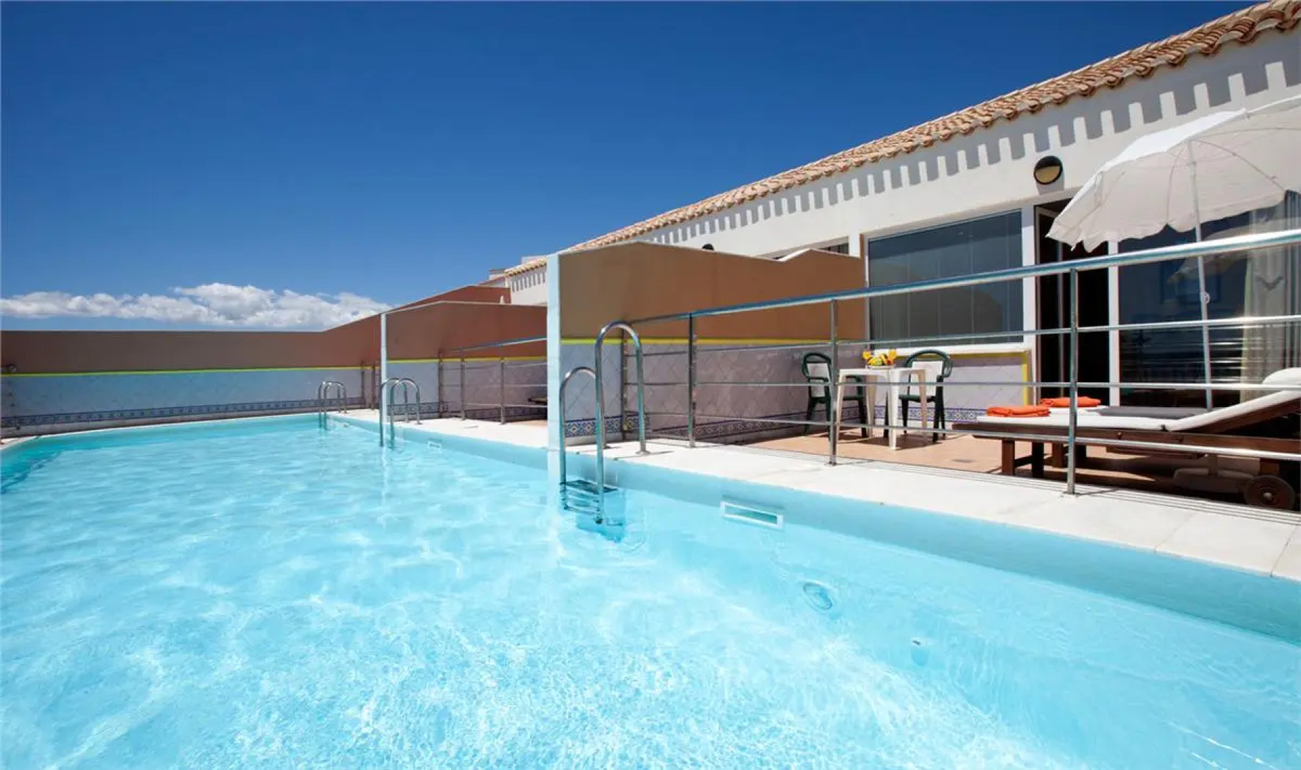 Playavera Hotel - Naturist Friendly