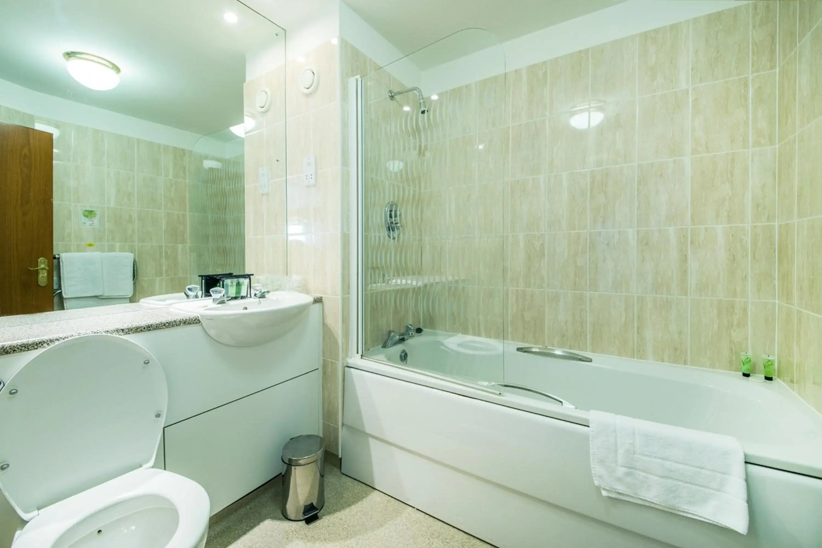 The Patra Hotel - Rama 9