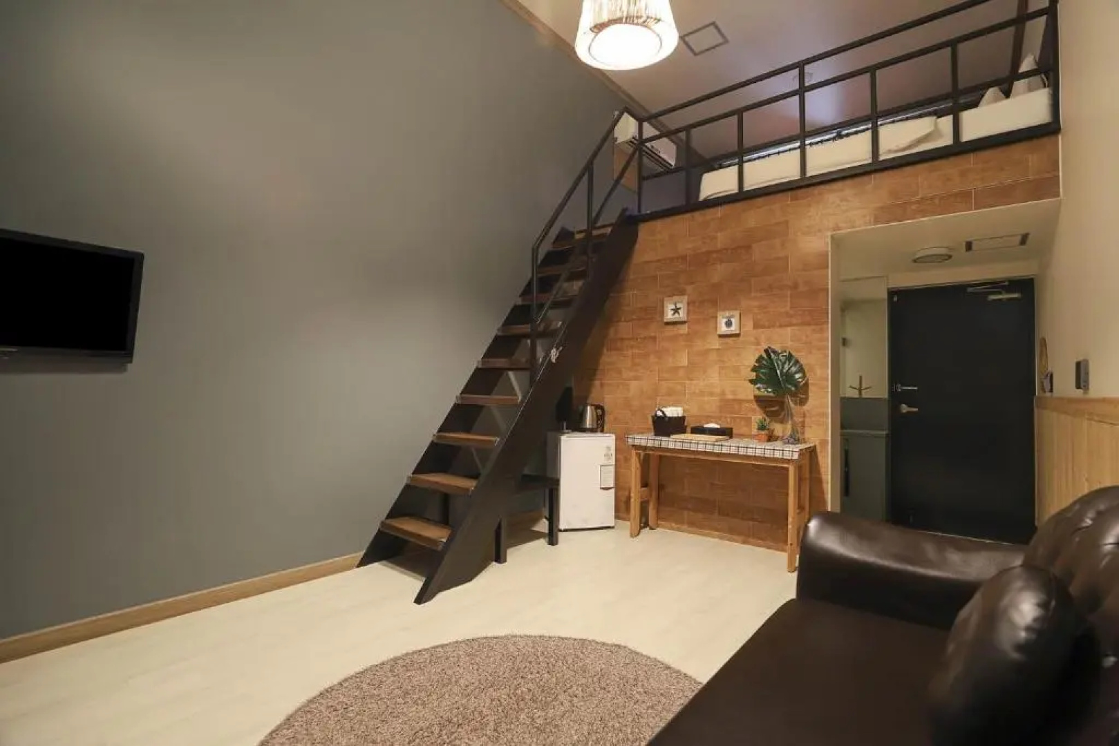 Hotel Hue Loft