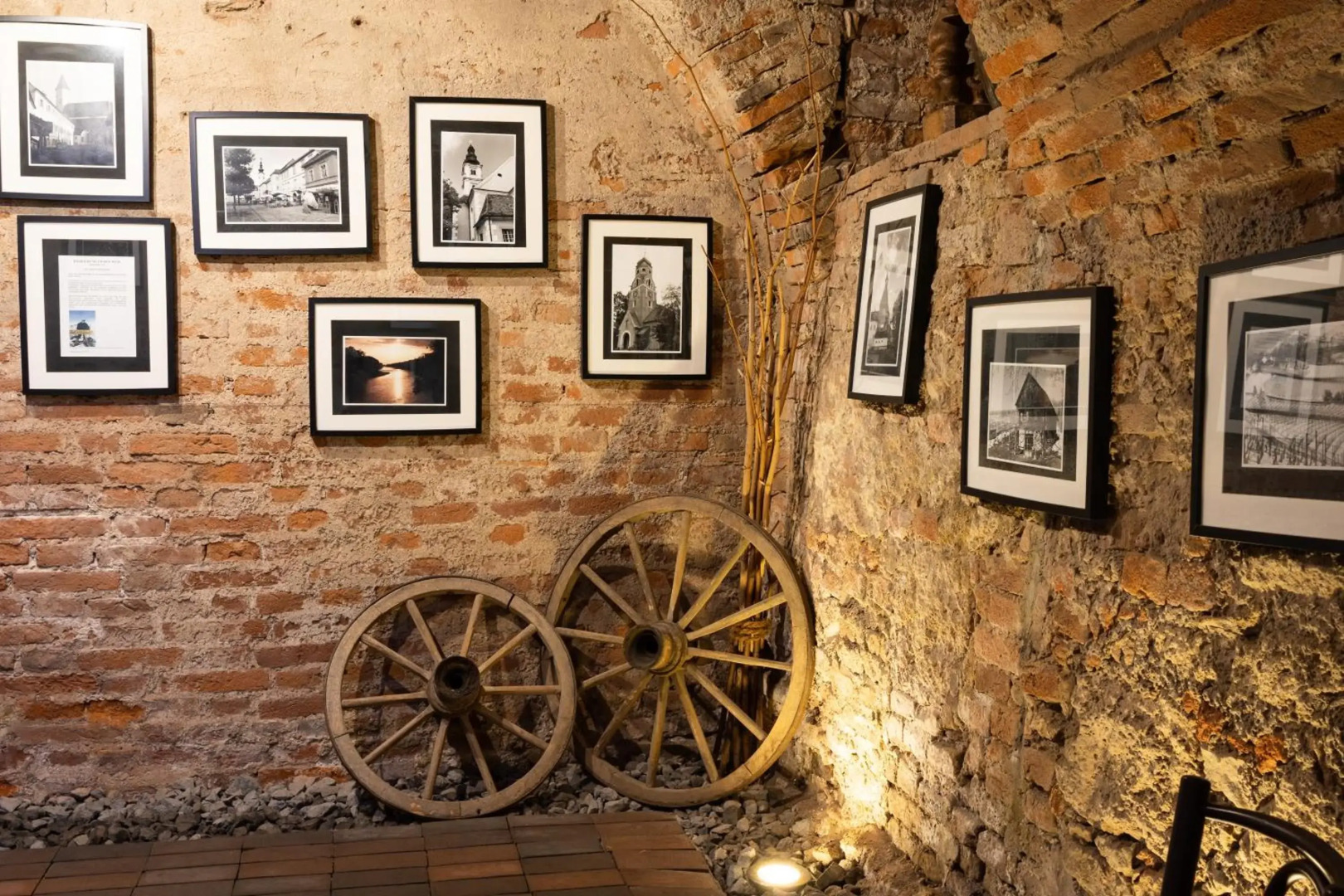 Kaiser von Österreich, Historik- und Thermalhotel