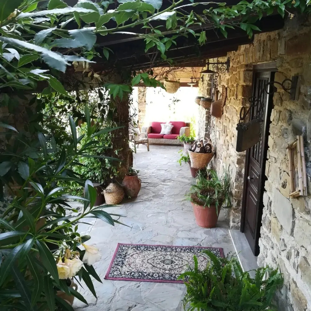 Studio in Ogliastro Cilento, With Wonderful sea View, Enclosed Garden and Wifi Near the Beach