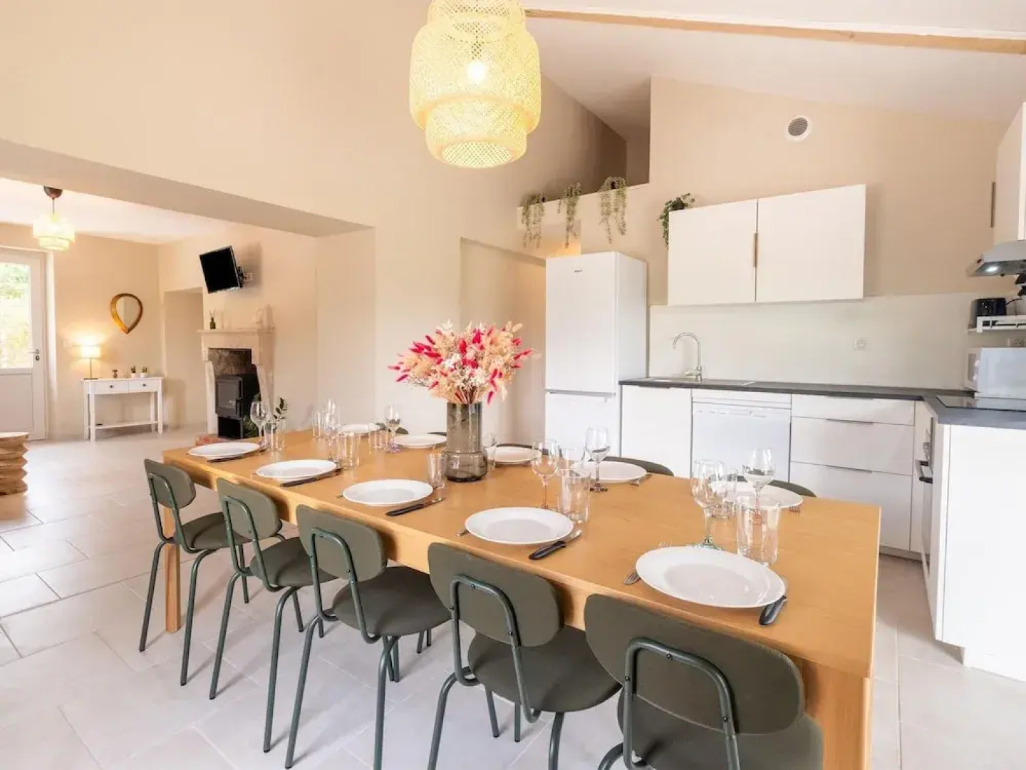 Charming Holiday Home With Private Pool