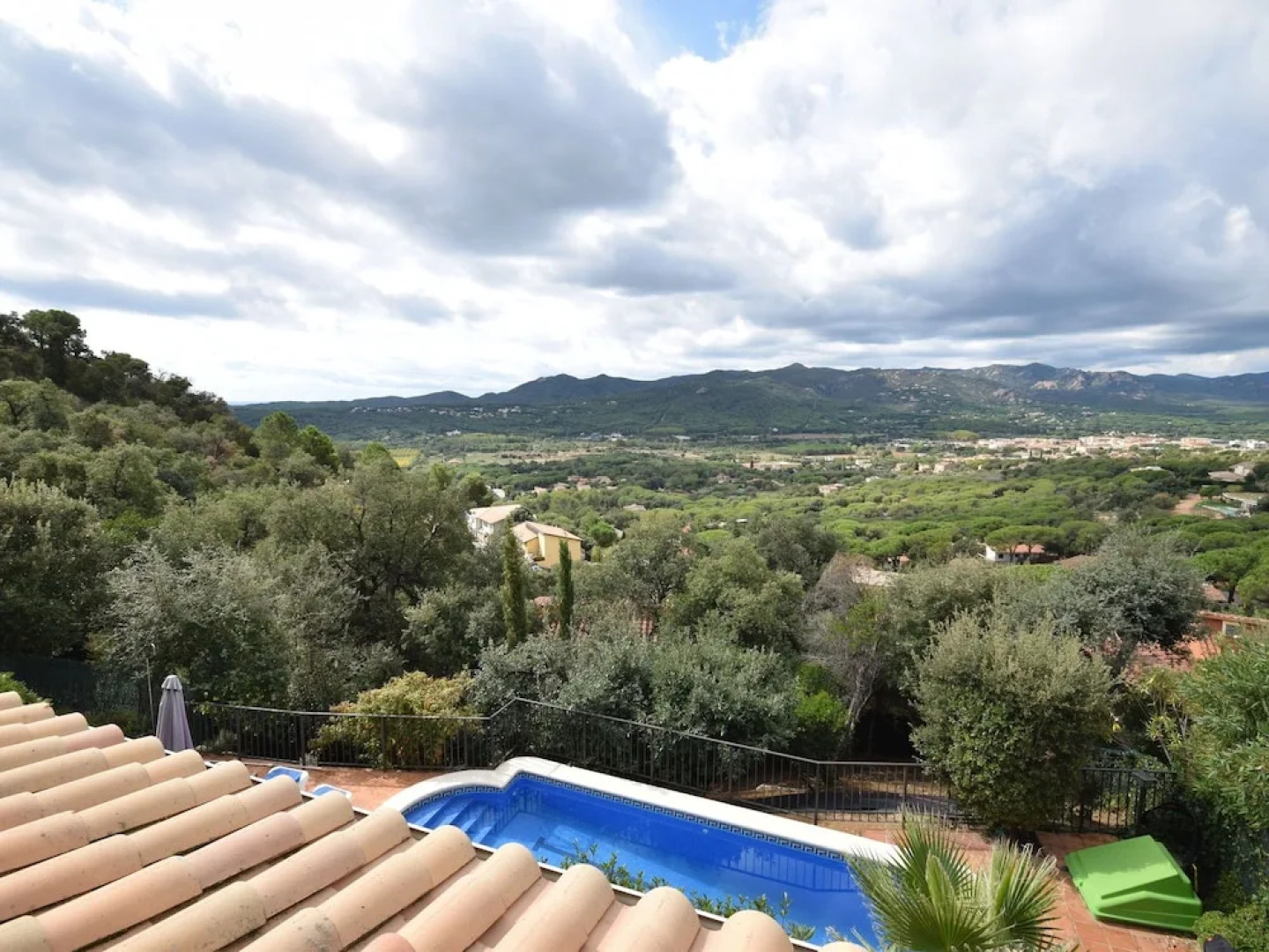 Cozy Villa in Santa Cristina d'Aro with Swimming Pool