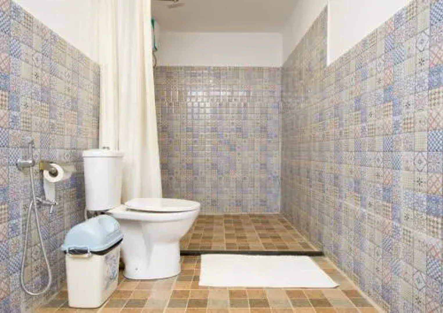 Lamore Beach Cottages