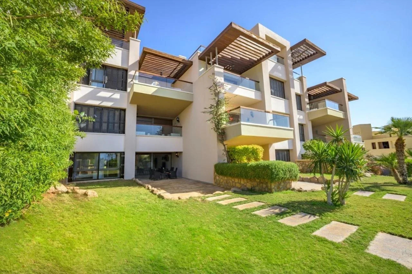 Tala Bay Residence - Families Only