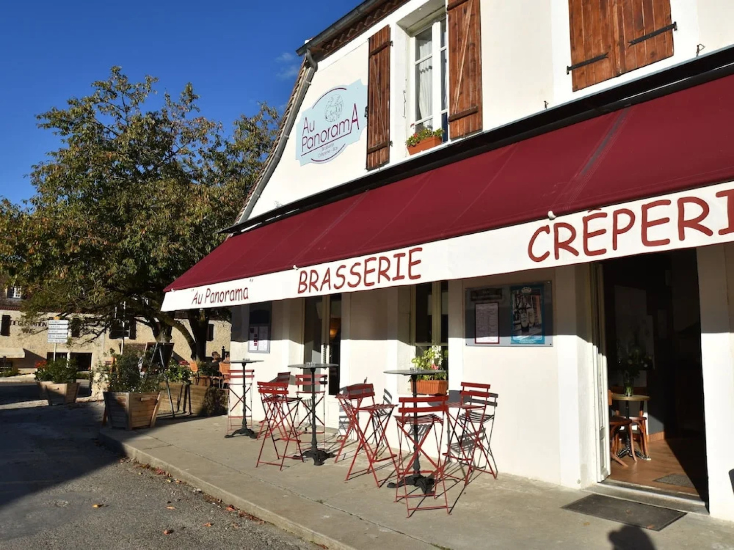 Authentic Holiday Home With Private Swimming Pool and Stunning View in France