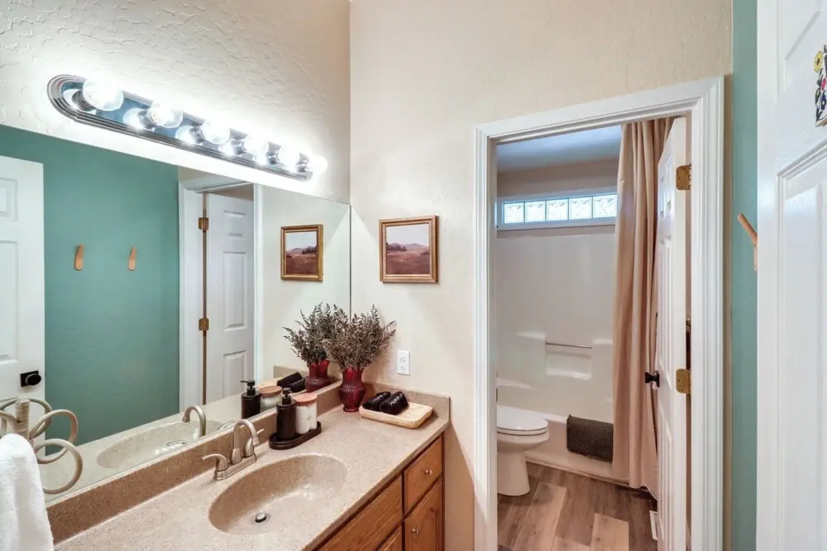 Deck + Game Room: Lakeside 'blue Jay Chalet' Cabin