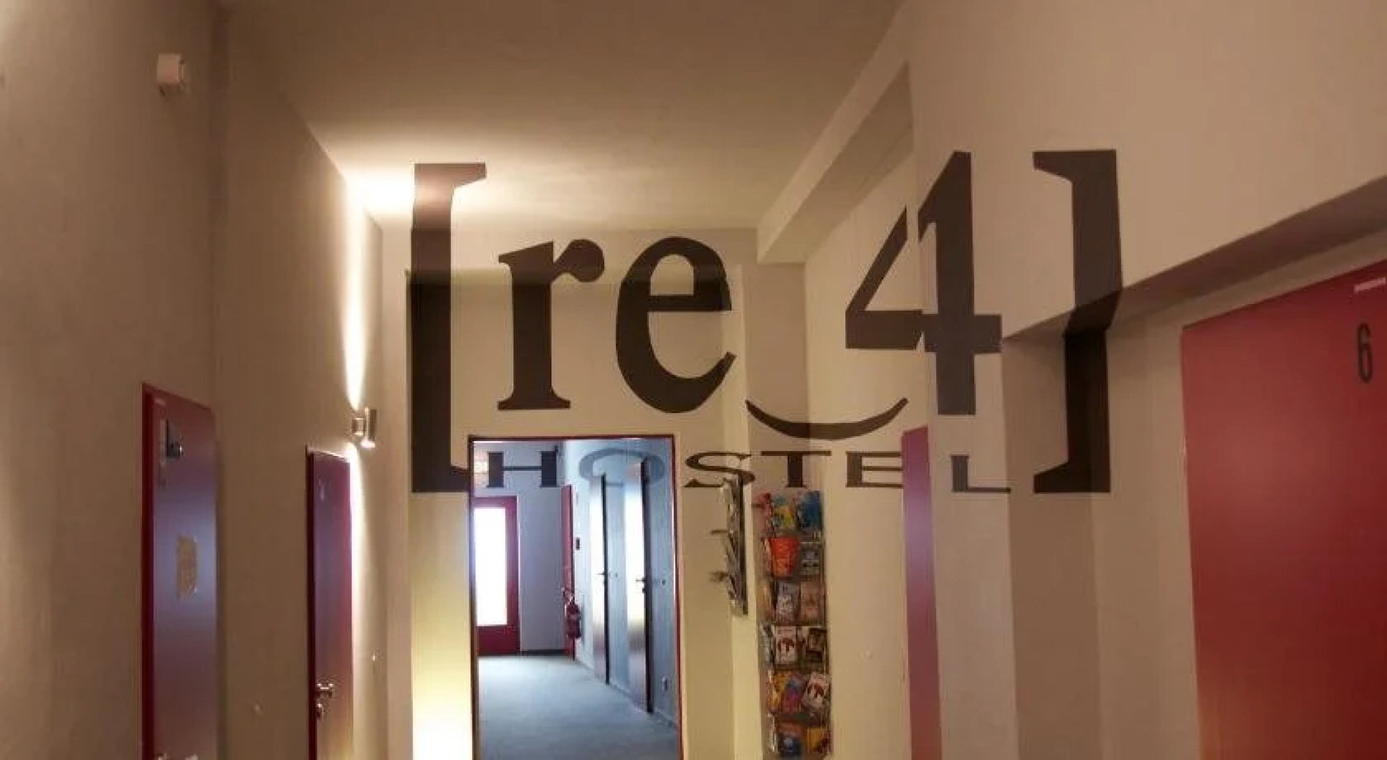 Re4 Hostel