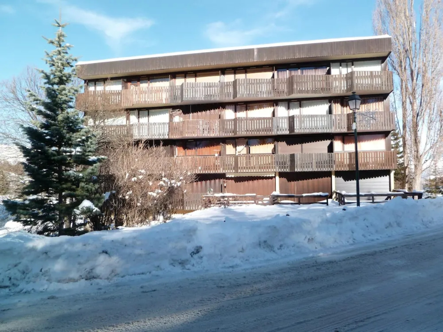 Apartment With one Bedroom in Enchastrayes, With Wonderful Mountain Vi