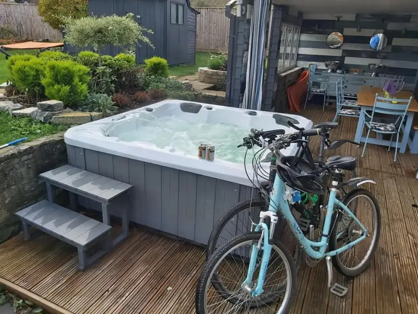 Bluebell House 5 Star Luxury 4 Bdrms and hot tub