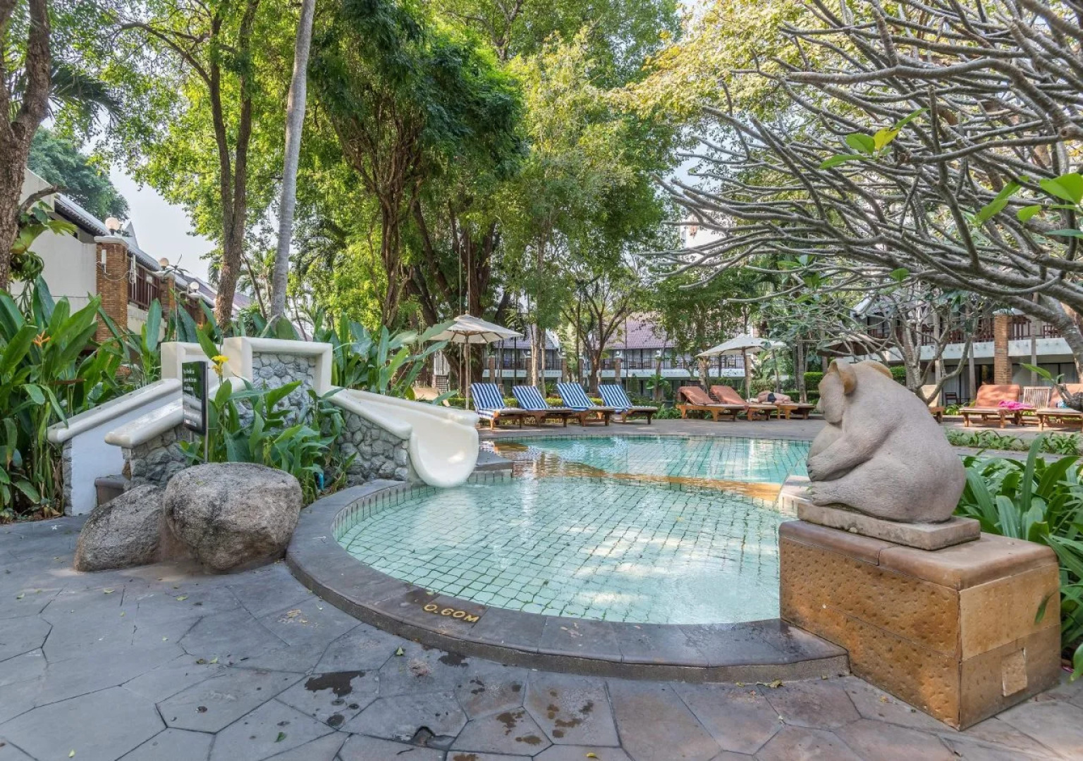 Woodlands Hotel & Resort