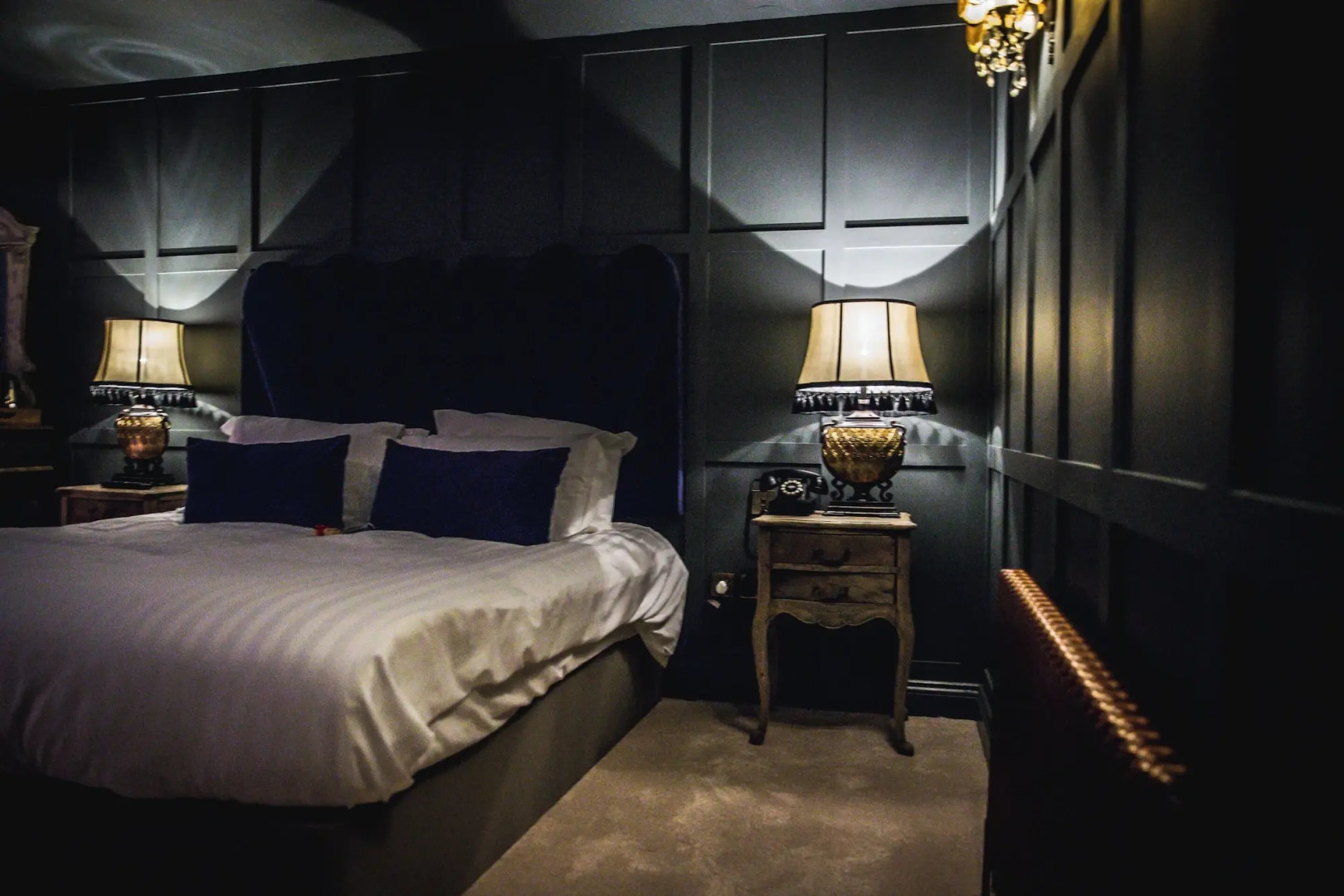 Le Petit Chateau & William de Percy