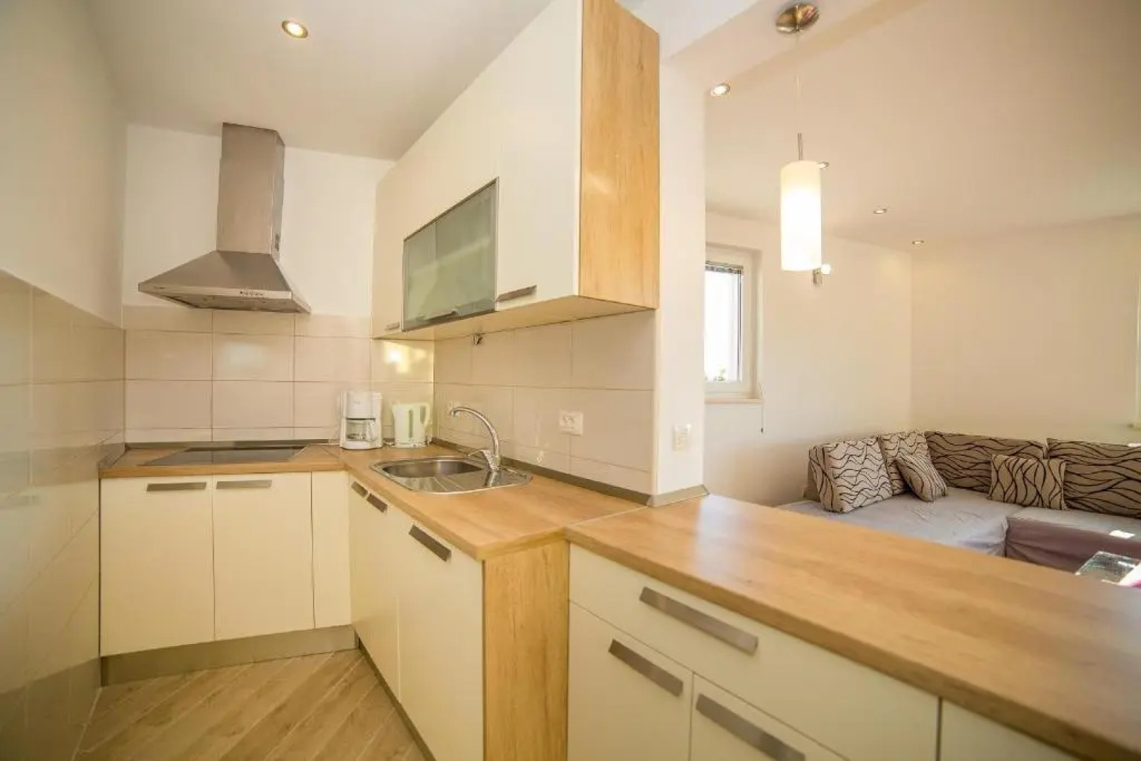 Apartments Emil Zora