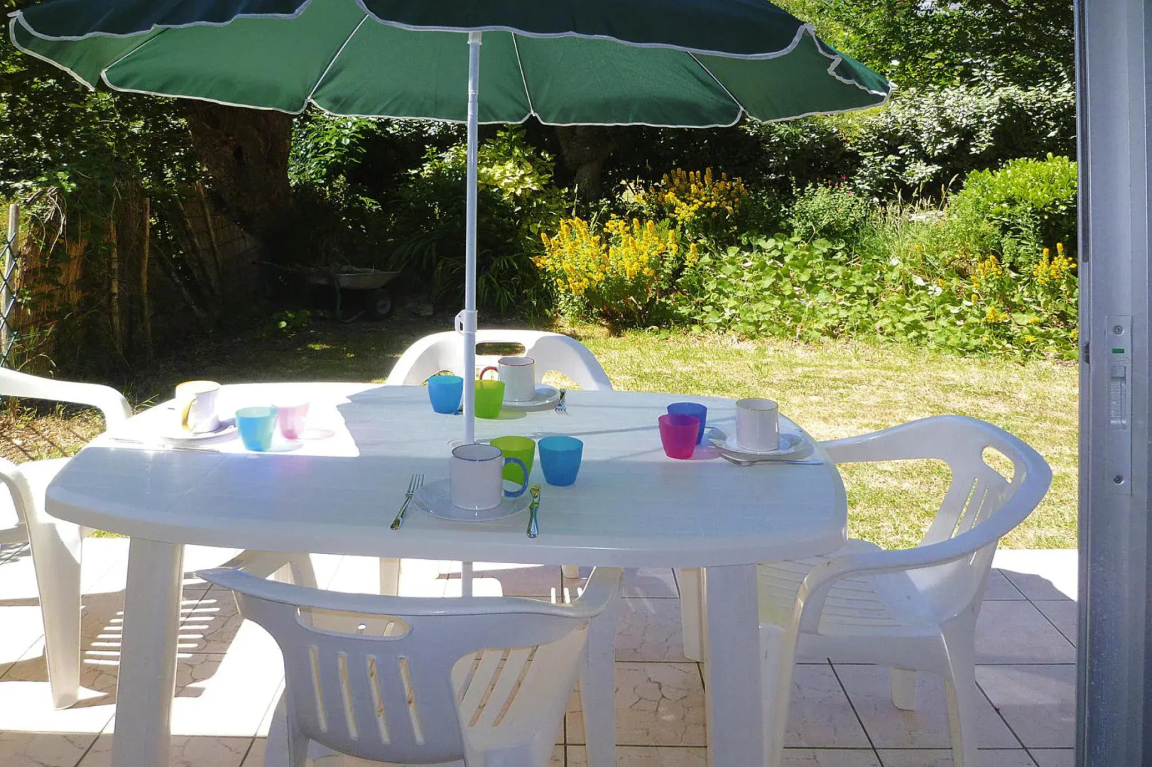 Holiday Home With Furnished Terrace