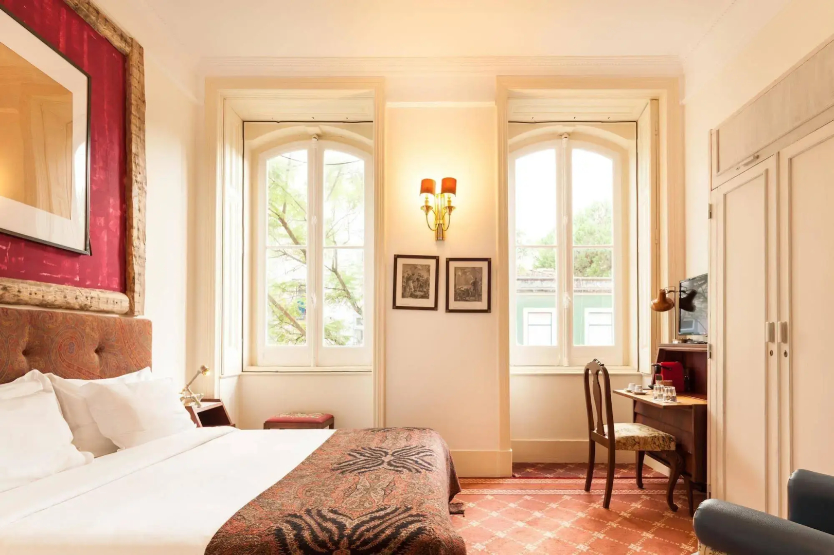 The Independente Suites & Terrace