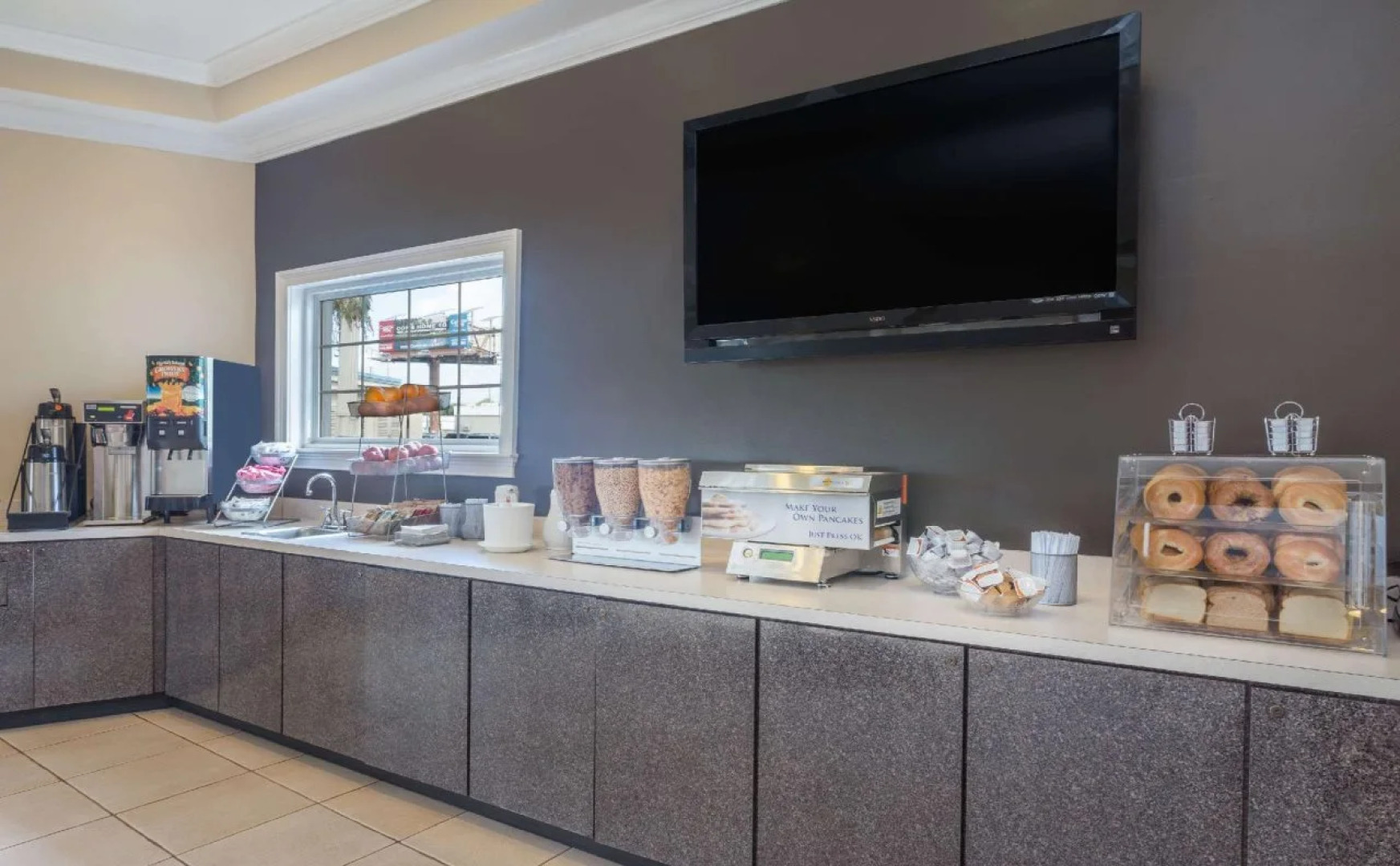 Travelodge by Wyndham Lakeland