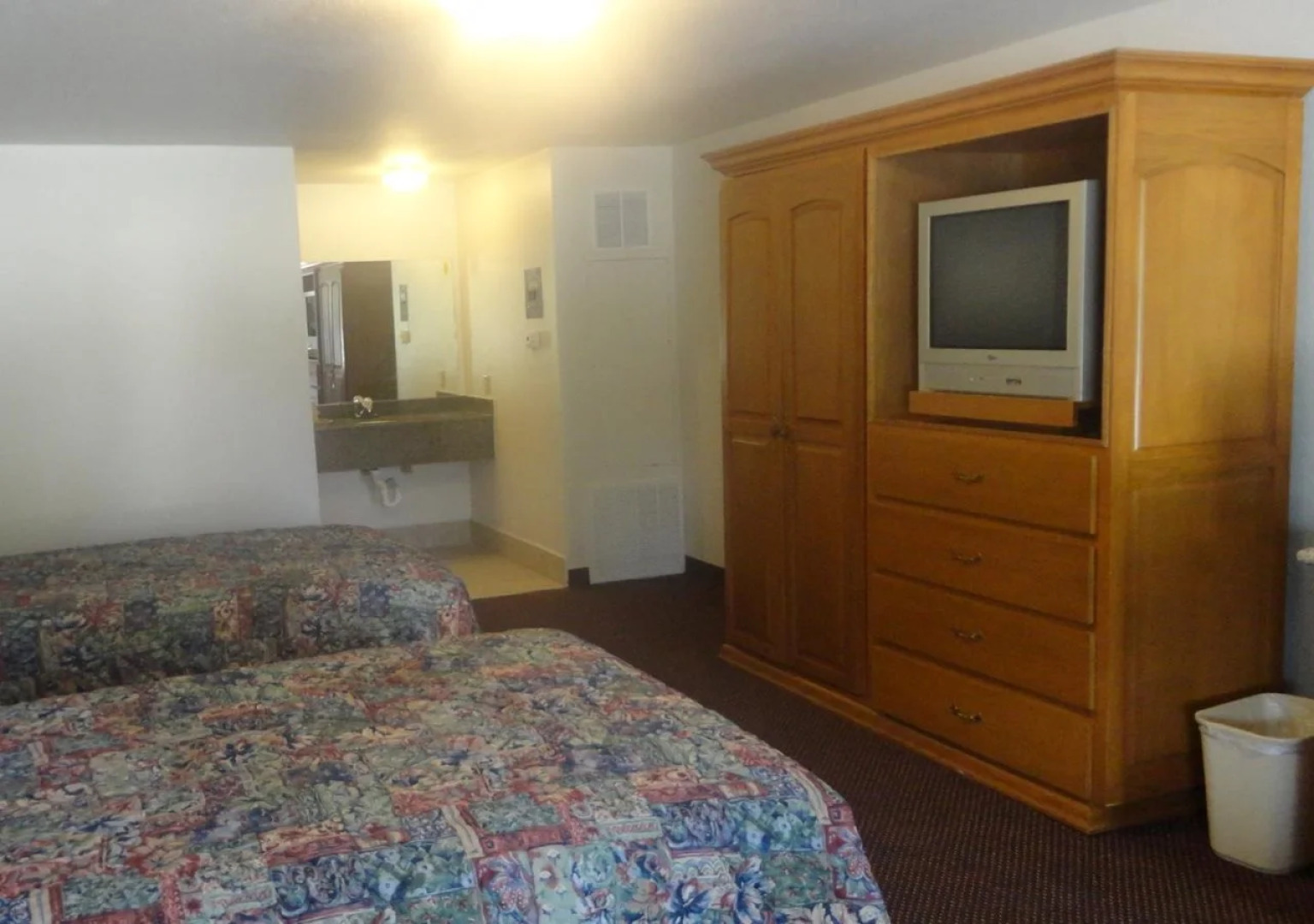 Garden Inn and Suites Silsbee