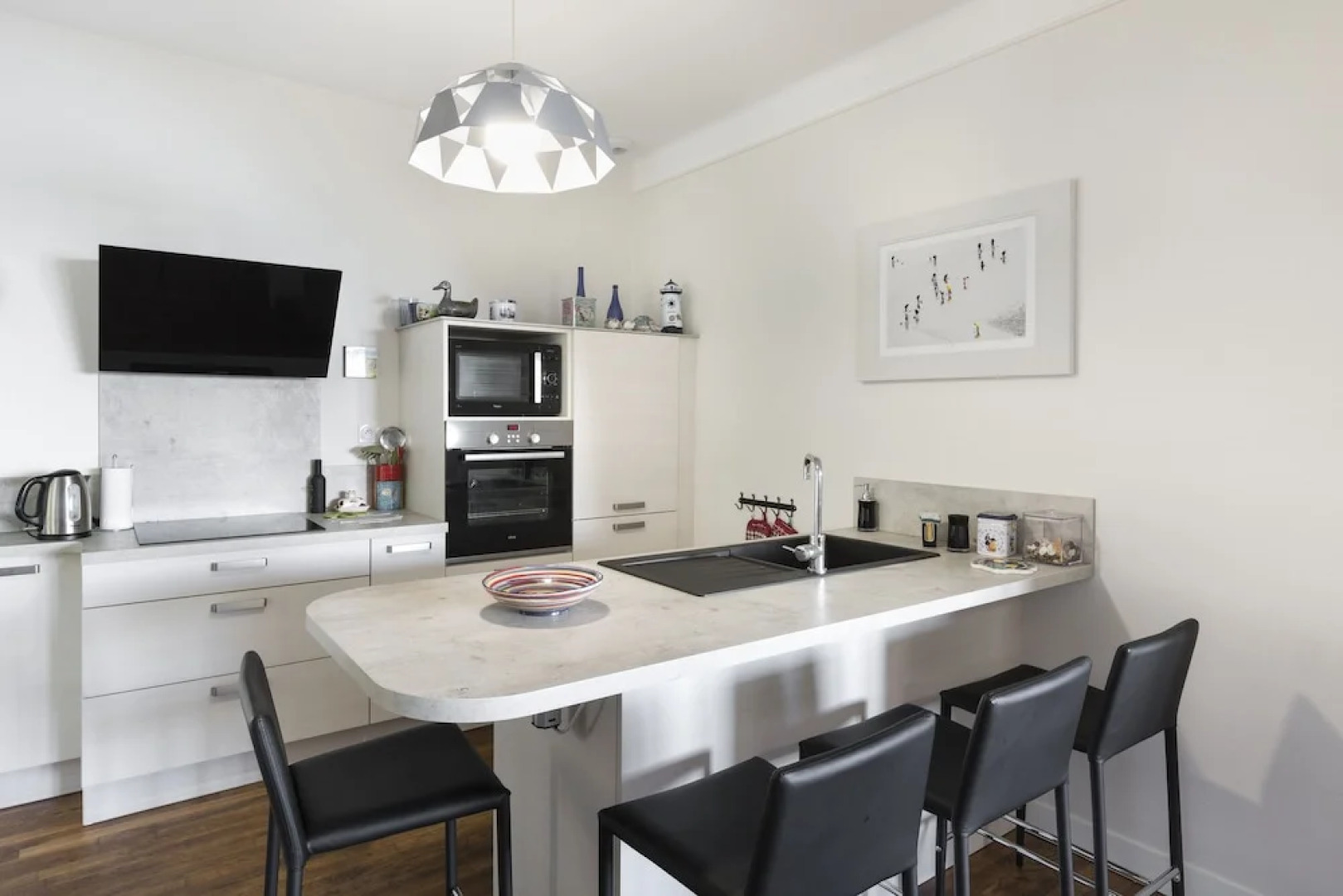 Maison vue mer les pieds dans l'eau