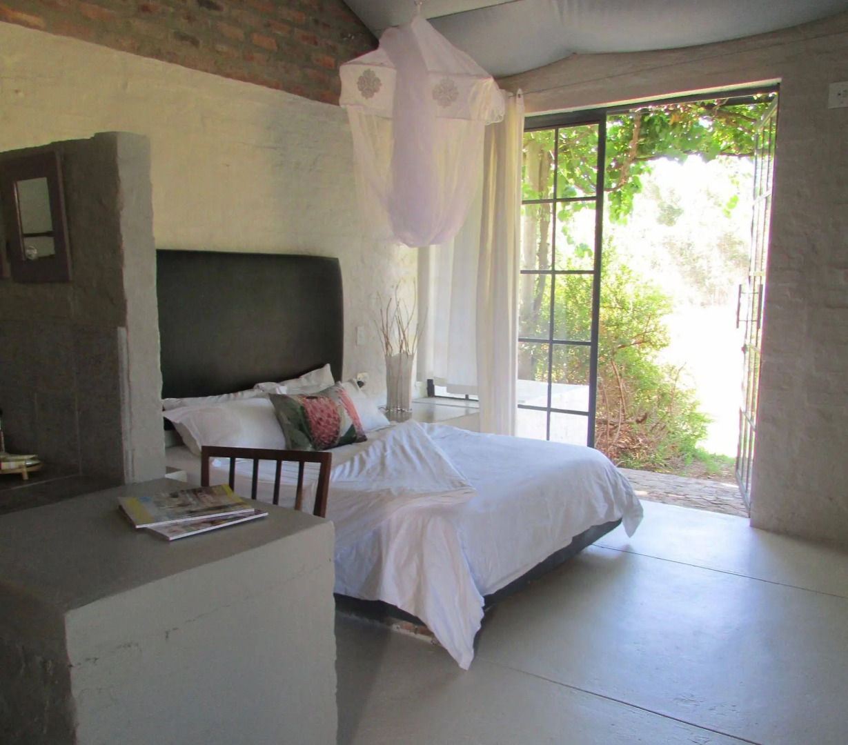 Essere Lodge Guest House