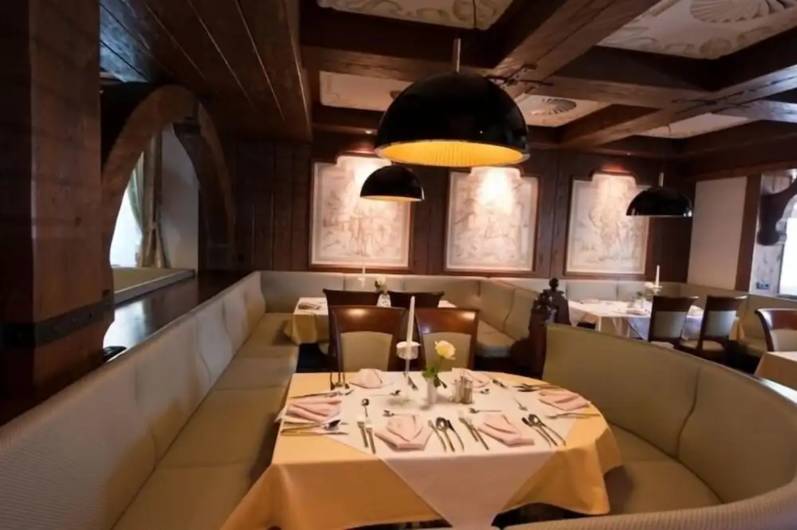 Hotel Zur Burg