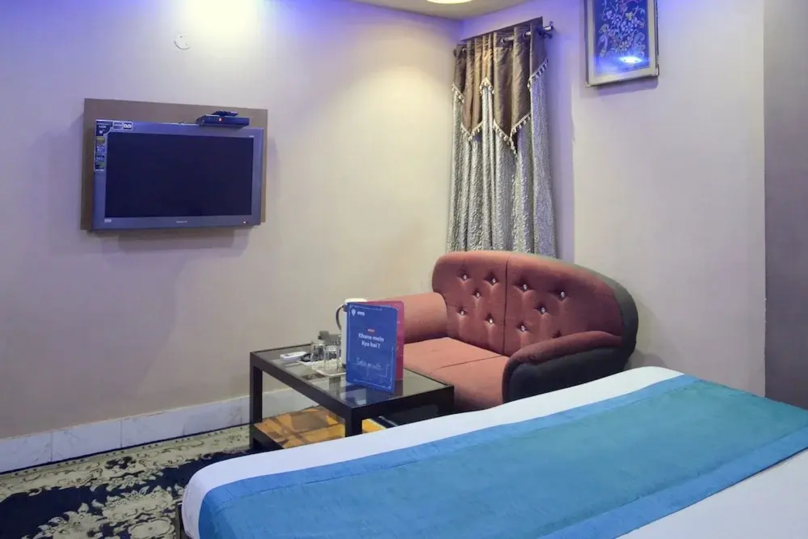 OYO 4956 Hotel Maharaja Palace