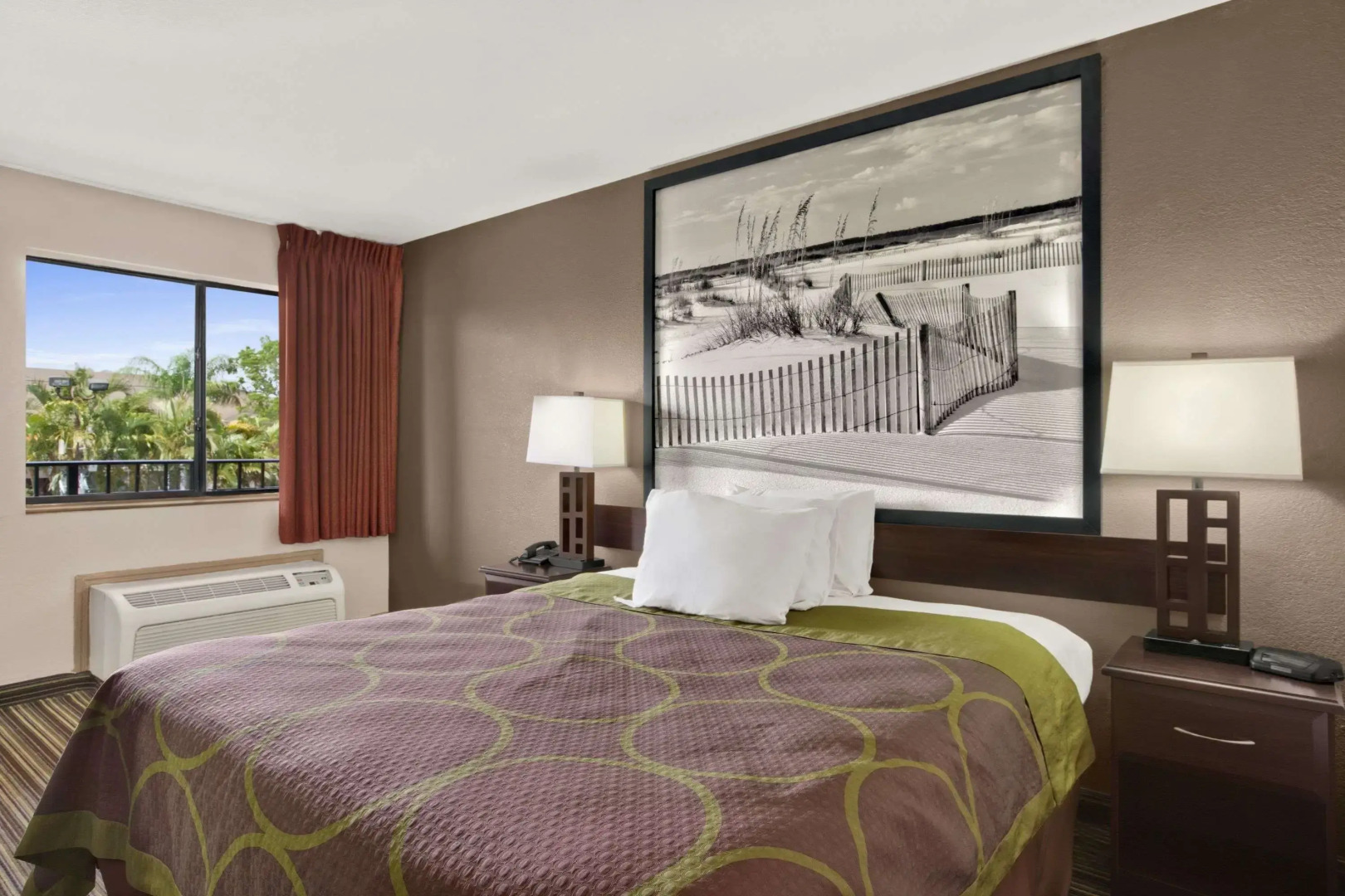 Super 8 by Wyndham Fort Myers