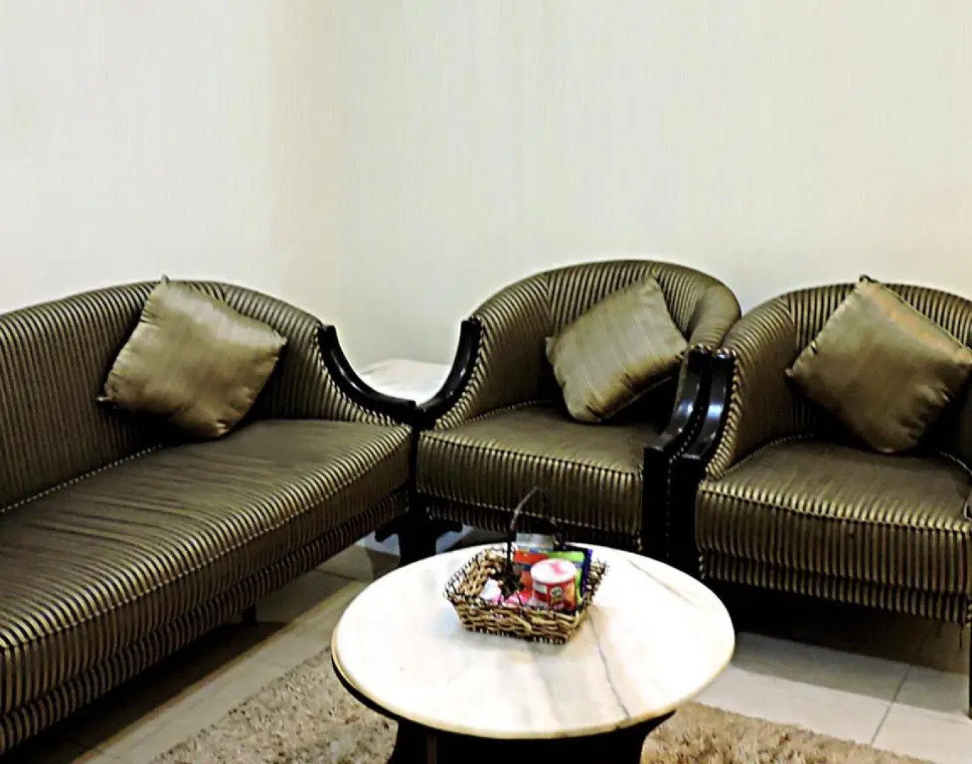 Qasr Allathqiah Furnished Apartment 4