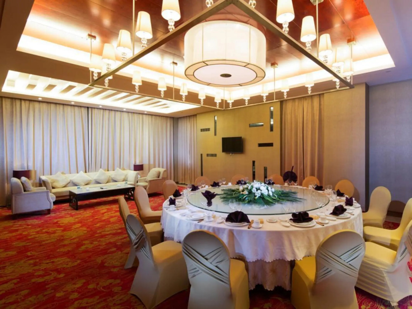 The Grand Plaza Hotel