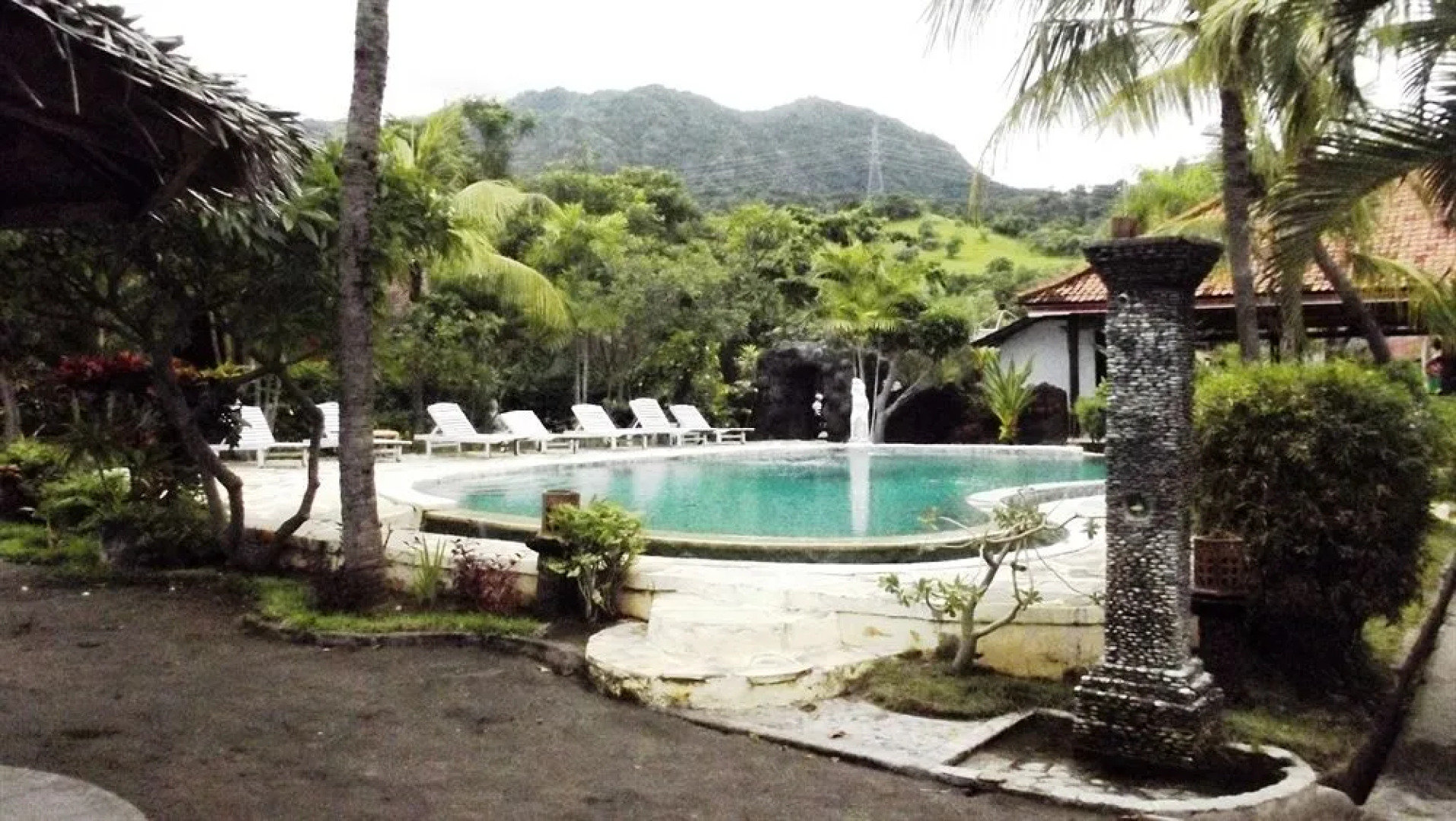 Segara Bukit Seaside Cottages