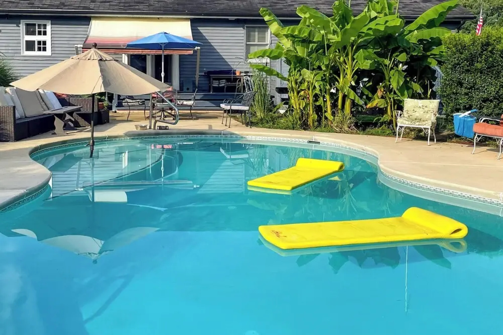 Family Home w/ Private Pool & Hot Tub in Lewes