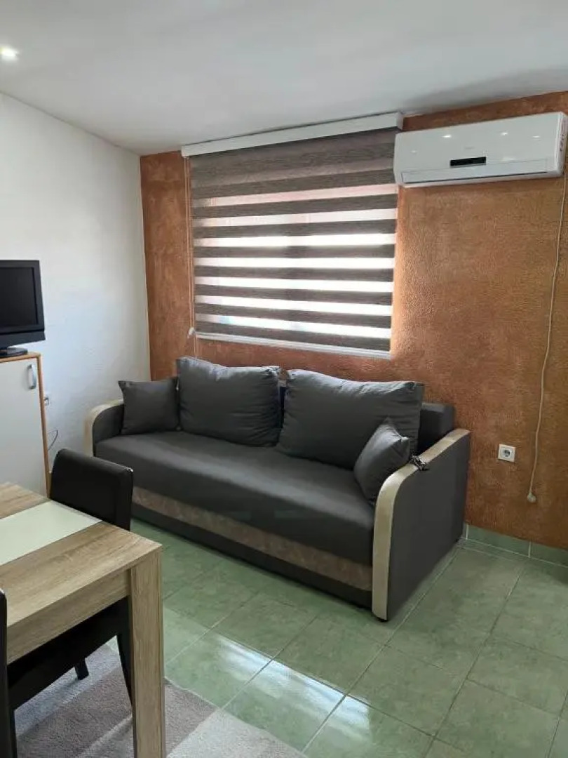 Apartments Vila Brzi & Beka