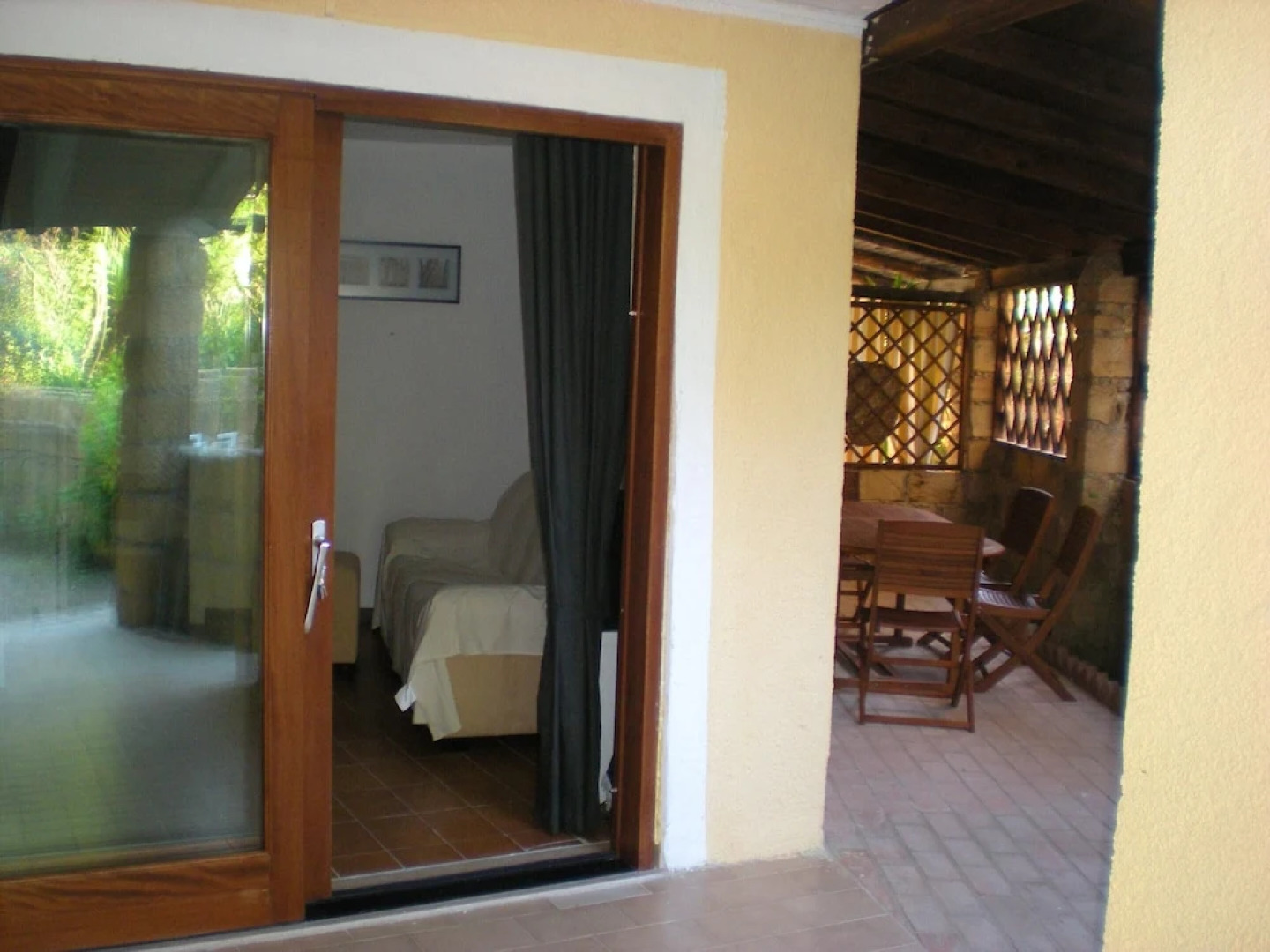 House With one Bedroom in Praialonga, With Enclosed Garden and Wifi Near the Beach
