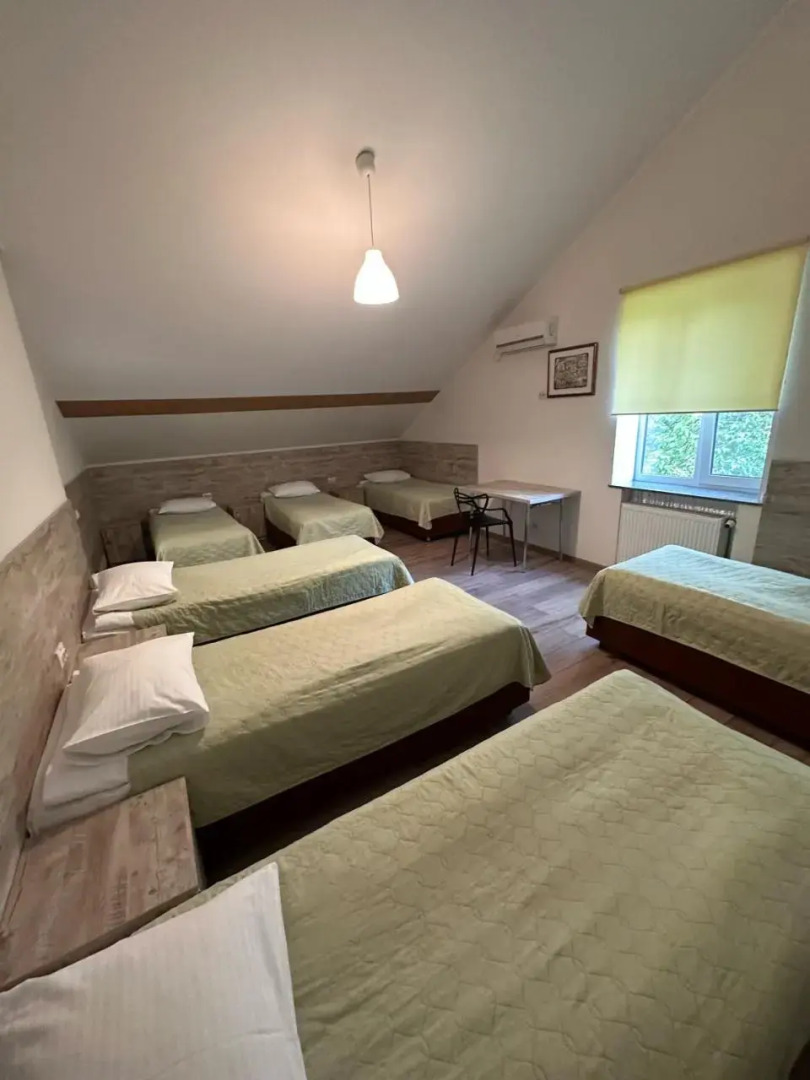 Stone City Apartment in Park Zone