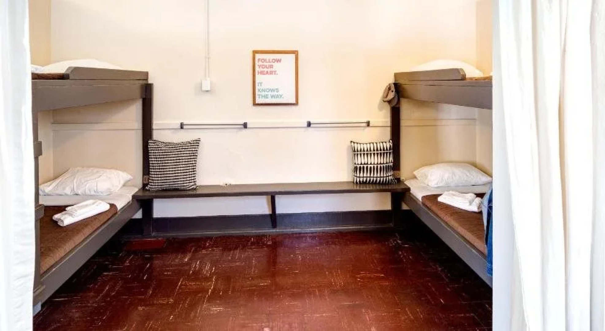 HI-Vancouver Jericho Beach