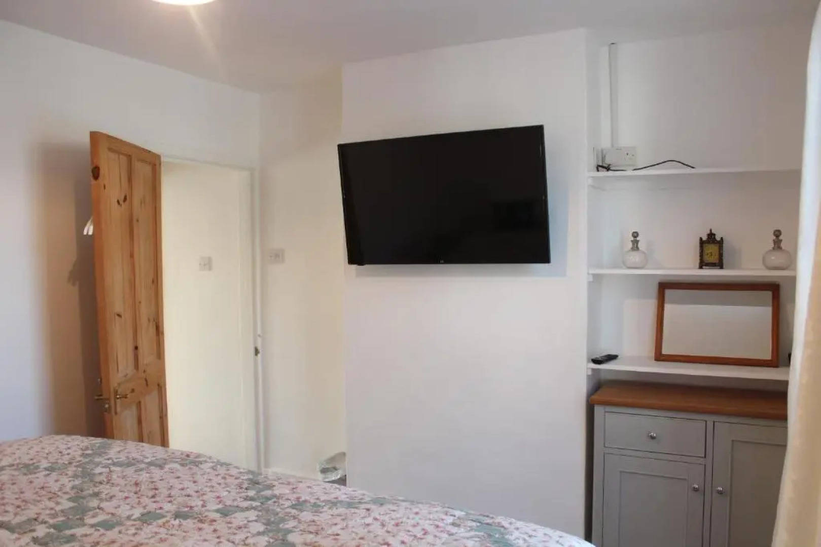 Deal Cottage 5 minutes walk to the beach & Town centre