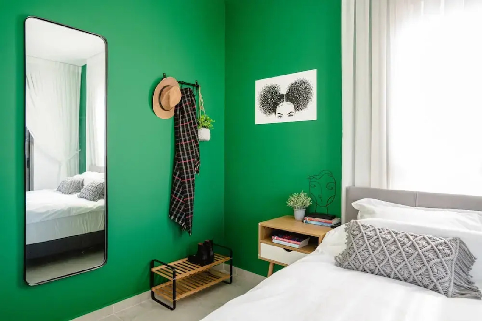 Panoramic Seaview Balcony Escape by Sea N Rent