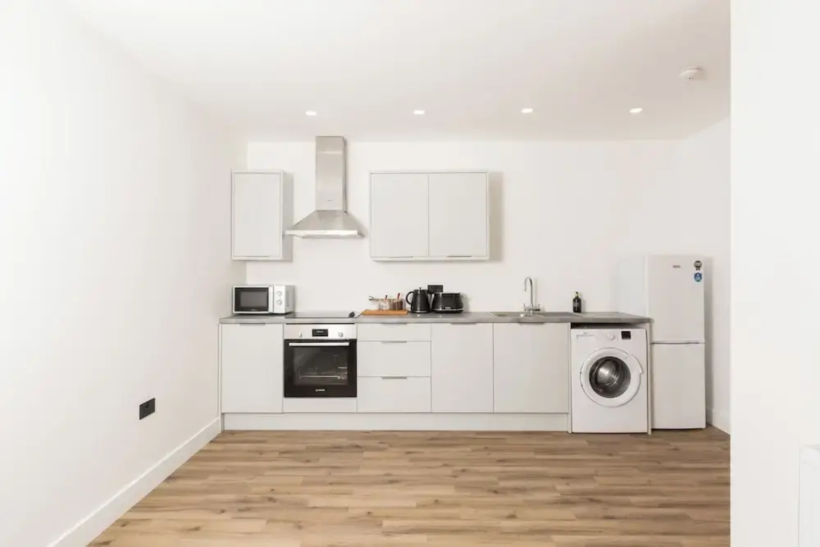 The Suites Inn Hotel