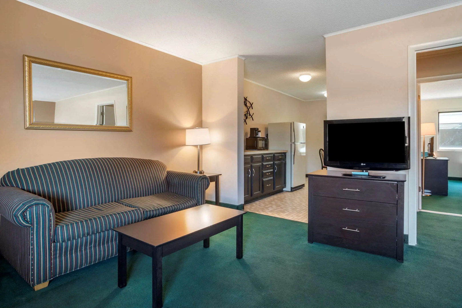 Rodeway Inn & Suites Rehoboth Beach