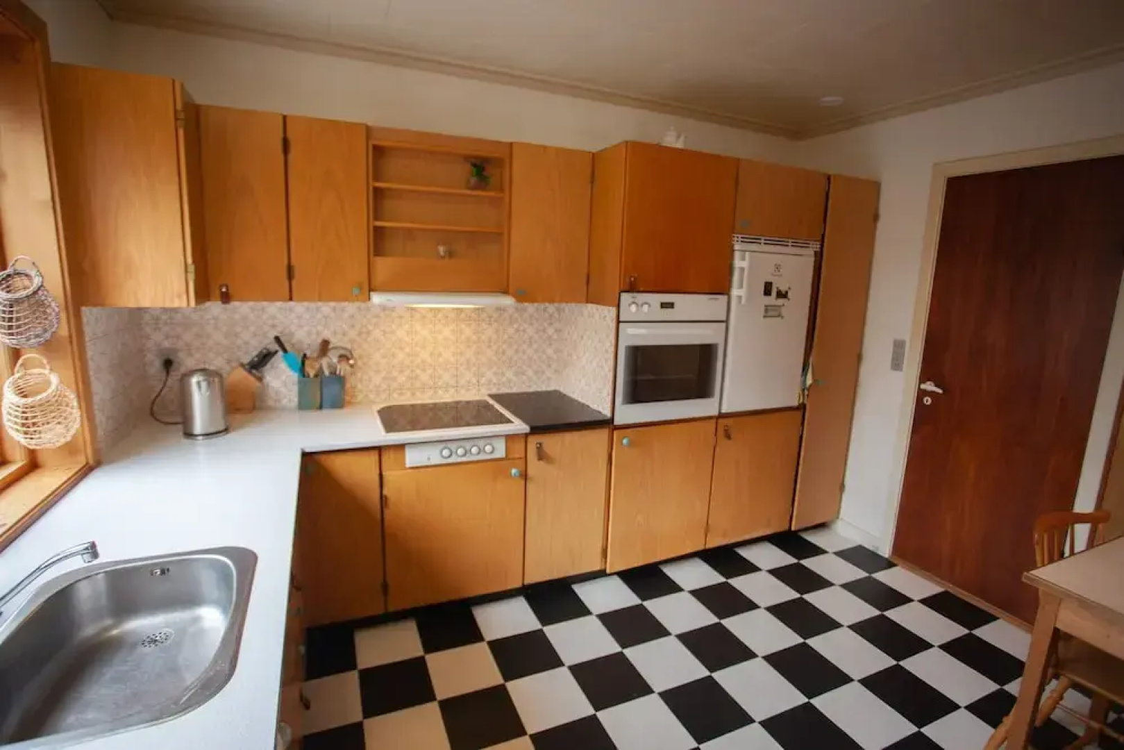 3 Storey 5 Bedroom, 3 Bathroom House in the Center of Tórshavn