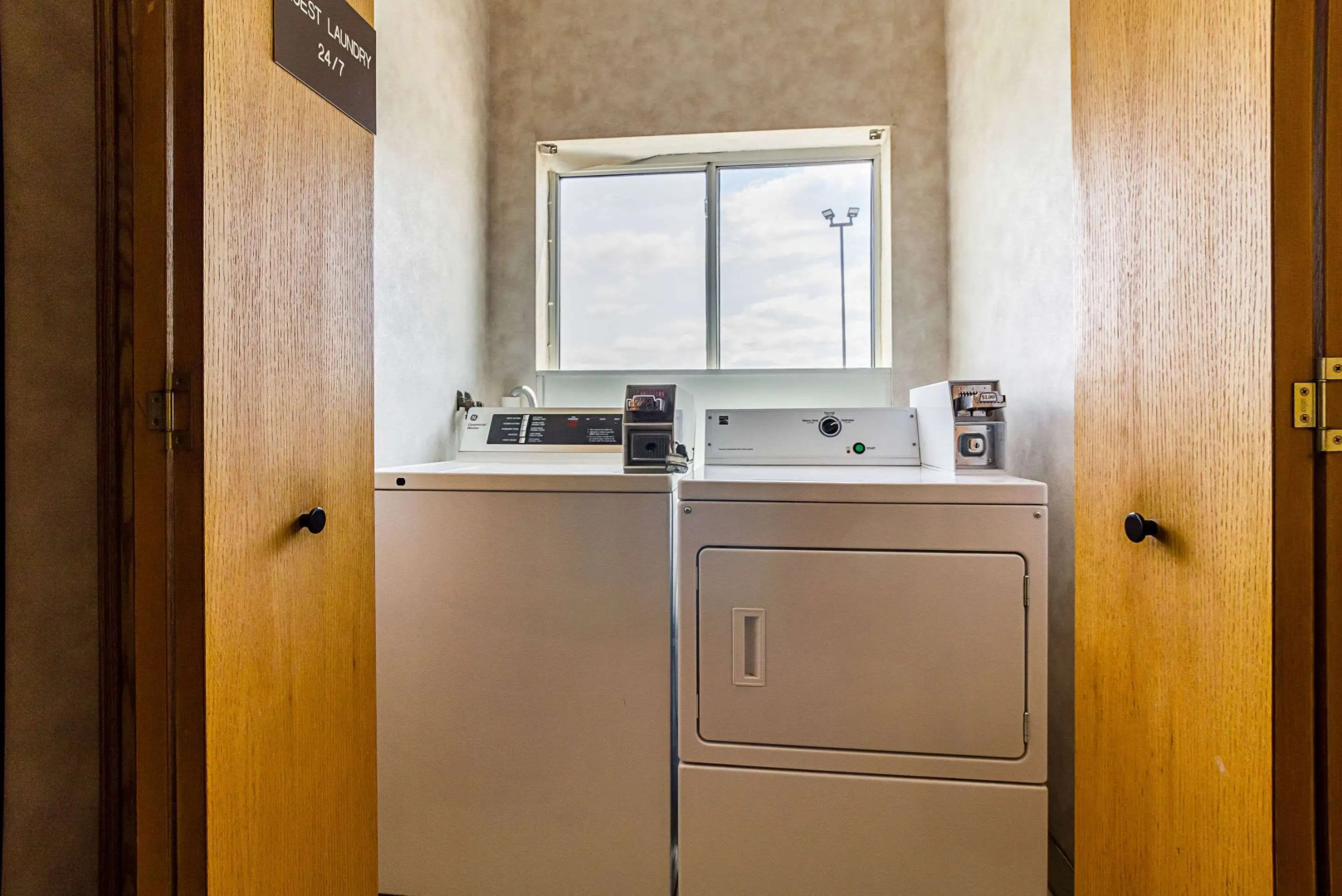 Econo Lodge Luverne I-90